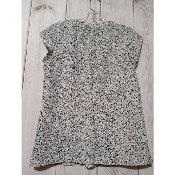 Hilary Radley Shirt Ladies Small‎ White Black Capped Sleeve V-Neck - Picture 2 of 7